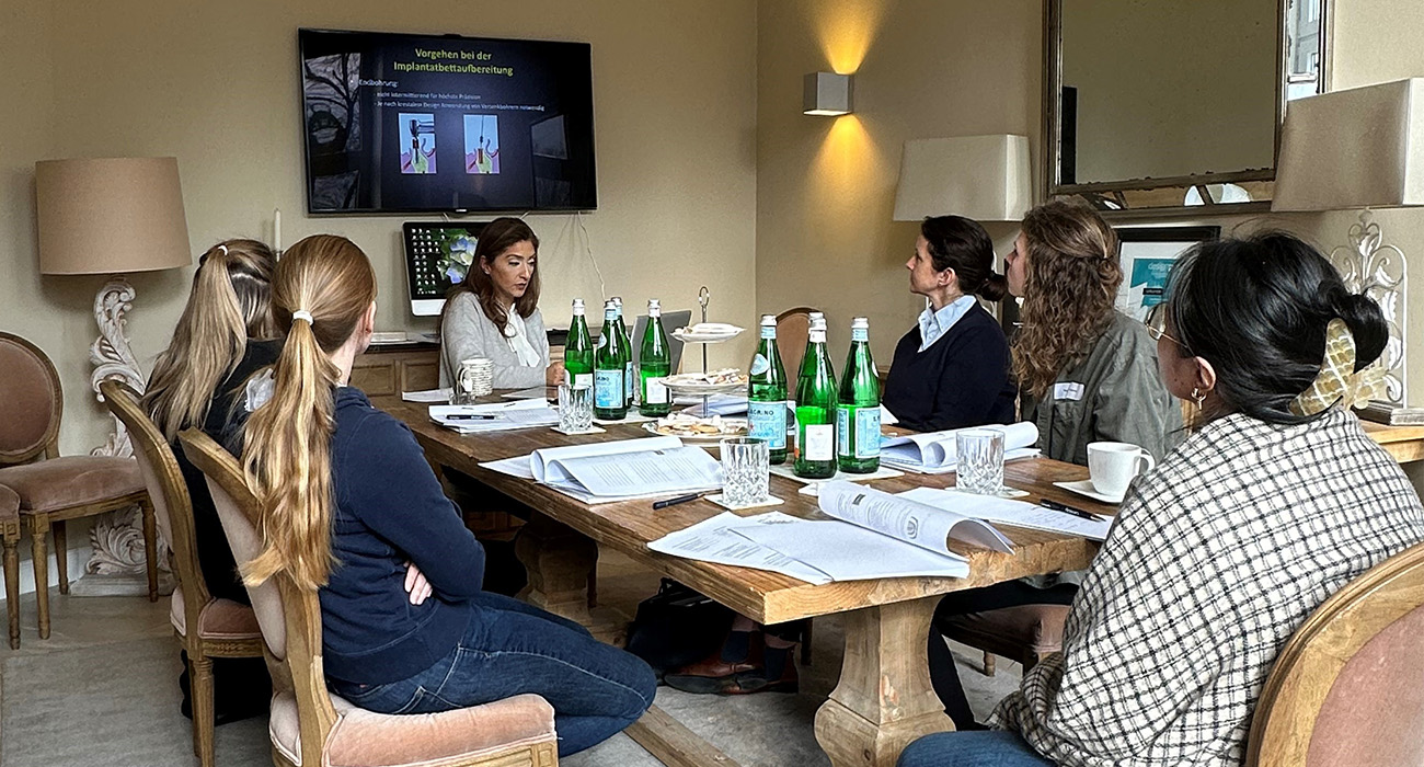 „Let’s start with implants“ – ein erfolgreicher Kurs